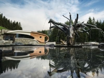 Kunst an der Quelle: Der Mythenweg