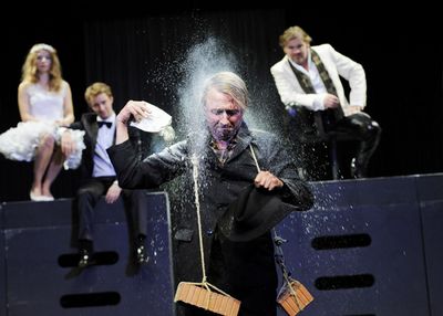 Ein Sommernachtstraum premiere wiesbaden Ein Sommernachtstraum premiere wiesbaden