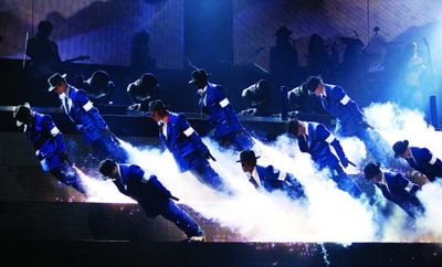 Konzert: Cirque du Soleil und die Michael Jackson THE IMMORTAL World Tour bis Mitte Dezember in Berlin