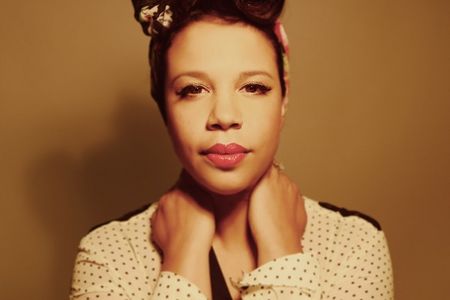 Shayna Steel gibt Konzert im Jazzclub Unterfahrt Muenchen