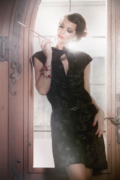 Stil Somyso schwarzes Kleid Anita Buri Stil Somyso schwarzes Kleid Anita Buri