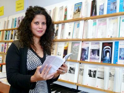 Theater in Köln: A.TONAL.THEATER präsentiert die junge Tunesierin Meriam Bousselmi – THEORIES