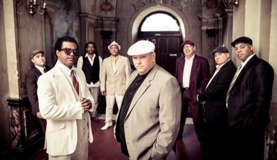 Soneros De Verdad mit Unterstuetzung des ehemaligen Buena Vista Social Clubs