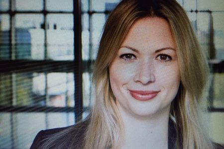W&V-Redakteurin Daniela Strasser kommentiert den Verkauf von Kolle Rebbe an Accenture