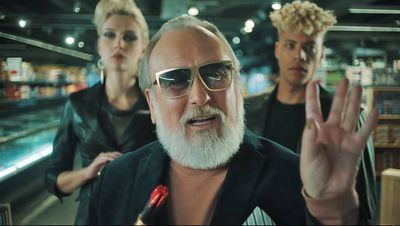 Das ist ja mal ein Jahresstart: Die Kraft eines Testimonials zeigt sich bei Friedrich Liechtenstein, nach fuenf Fahren, mit dem neuen Spot fuer EDEKA