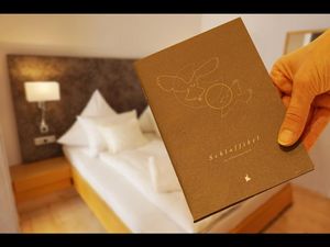 Die Fuessener Schlaffibel liegt bei den Schlafgastgebern in der Kurstadt kostenlos aus sie ist ein wichtiges Instrument der Lebensspur Lech Die Fuessener Schlaffibel liegt bei den Schlafgastgebern in der Kurstadt kostenlos aus sie ist ein wichtiges Instrument der Lebensspur Lech