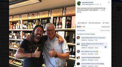 Dave Grohl war eben noch hier und hat sich für die Verkostung seiner Fans im Hamburger Weinhaus Groehl bedankt