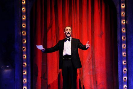 Theater in Wiesbaden: Unter der roten Laterne - Eine musikalische Revue von Ansgar Weigner bis zum 24.02.2013