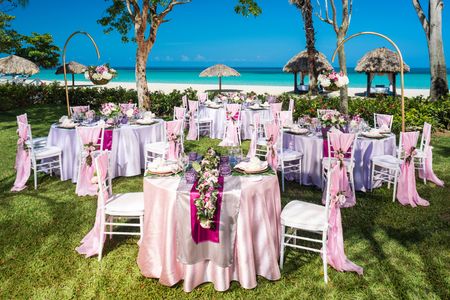 English Royalty heißt das neueste Hochzeitsangebot der luxurioesen All-inclusive-Hotels von Sandals Resorts