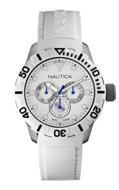 Nautica in Weiss