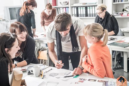 Staatliche Modeschule Stuttgart gibt Arbeitseinblicke