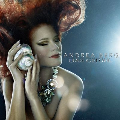 Andrea Berg entfuehrt in mystische Welten