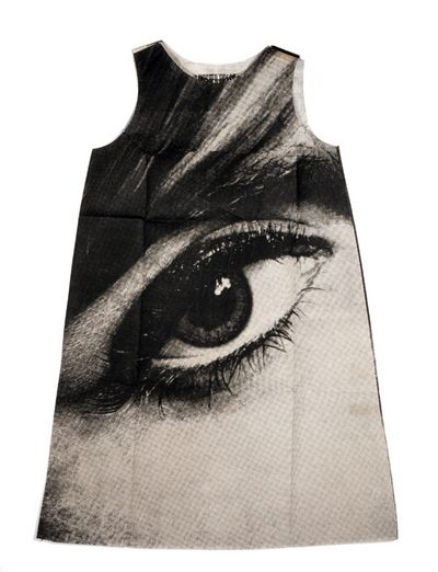 rund 55 Modellen von Designer-Ikonen wie Harry Gordon