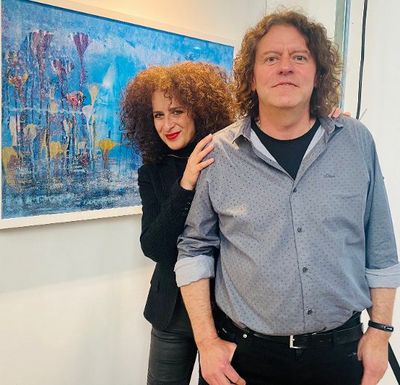 Gila Abutalebi mit Martin Sasse
