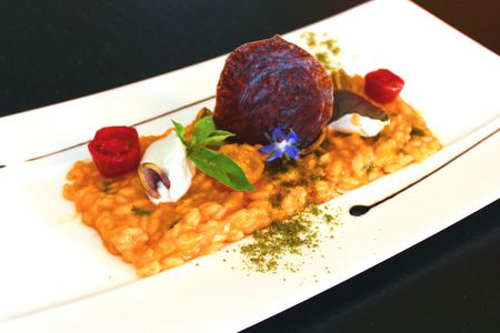 Das Restaurant Galerie Arté al Lago direkt am See das Restaurant Le Relais im Hotel mit einer Terrasse und Blick auf den wunderschoenen Park und das Restaurant La Rucola wollen sie in diesem Sommer verwoehnen