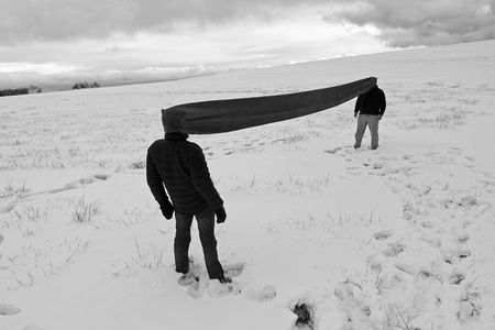 ausstellung  in Tübingen: Santiago Sierra - Skulptur, Fotografie, Film bis zum 16 Juni in der Kunsthalle