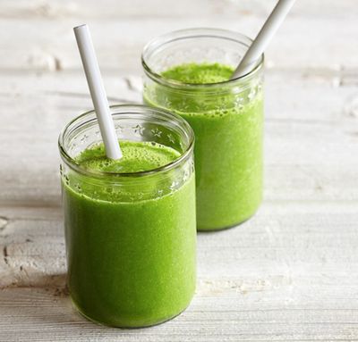 Gruener Smoothie mit Moringa