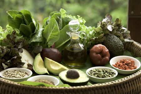 „Nähren statt hungern“ lautet der ernährungsbasierte Detox-Ansatz im mehrfach ausgezeichneten Wellness- und Healing-Resort Kamalaya auf Koh Samui. Seit 2005 kommen Erholungssuchende aus aller Welt hierher, um im Rahmen ganzheitlicher und wissenschaftlich fundierter Detox-Programme zu entgiften.