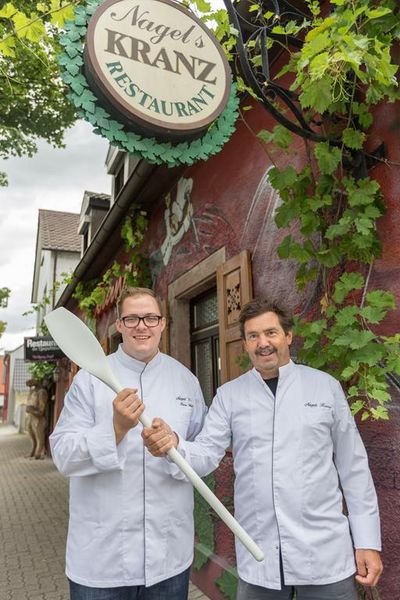 Neueroeffnung Restaurant Nagels Kranz Neueroeffnung Restaurant Nagels Kranz