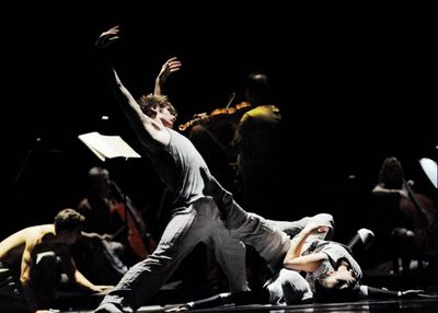 Loops and Lines premiere am theater wiesbaden