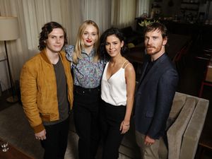 Evan Peters, Sophie Turner, Lena Meyer-Landrut und Michael Fassbender in Berlin Evan Peters, Sophie Turner, Lena Meyer-Landrut und Michael Fassbender in Berlin