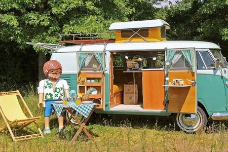 Ab in den Urlaub mit dem VW T1, Playmobil und Edeka
