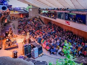 Im Sommer 2023 finden auf der Geierwally Freilichtbühne im Tiroler Lechtal/Österreich nicht nur Theaterstücke,sondern auch zahlreiche musikalischen Darbietungen statt
