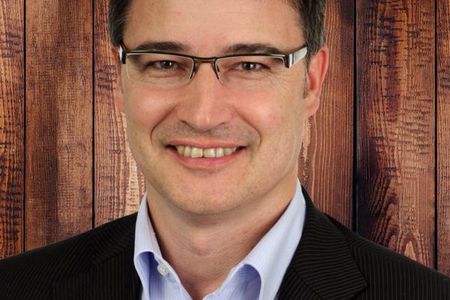 Experten-Interview mit Hans Kienzl von Roter Hahn Wo Bauernhof draufsteht, muss auch Bauernhof drin sein