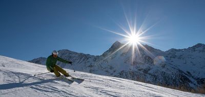 Das Osttiroler Defereggental liegt mitten im Nationalpark Hohe Tauern, sein Skigebiet St. Jakob umfasst 23 Pistenkilometer und sieben Liftanlagen