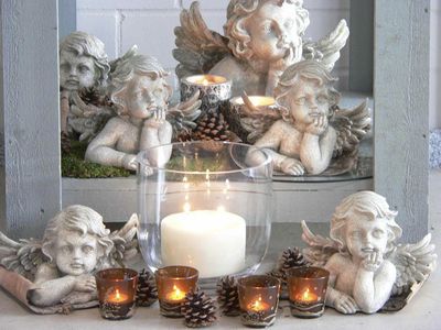 Stil Engel und Kerzen fuer Weihnachten