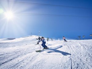 Die neue Skisaison in St. Anton am Arlberg, Herzstück der Ski-Arlberg-Region, beginnt am 2. Dezember 2022. Bildnachweis: TVB St. Anton am Arlberg Die neue Skisaison in St. Anton am Arlberg, Herzstück der Ski-Arlberg-Region, beginnt am 2. Dezember 2022. Bildnachweis: TVB St. Anton am Arlberg