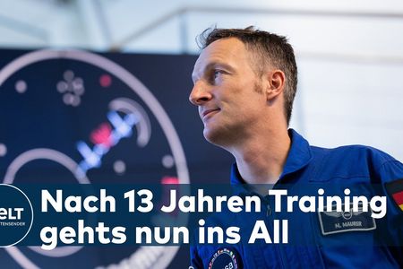 Ein halbes Jahr lang wird Maurer auf der ISS leben und arbeiten. Im Februar 2022 wird er als erster Astronaut ein vollständiges Gericht im All zubereiten