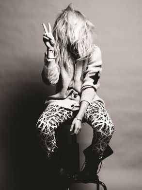 Ilse DeLange ist Sängerin, Songwriterin und Gitarristin Ilse DeLange ist Sängerin, Songwriterin und Gitarristin