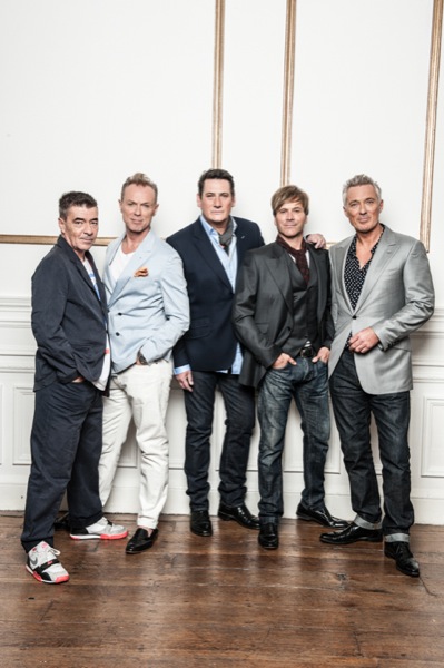 Spandau Ballett auf SOUL BOYS OF THE WESTERN WORLD TOUR Spandau Ballett auf SOUL BOYS OF THE WESTERN WORLD TOUR
