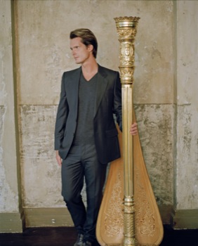 Harfenist Xavier de Maistre veroeffentlicht sein neues Album Harfenist Xavier de Maistre veroeffentlicht sein neues Album